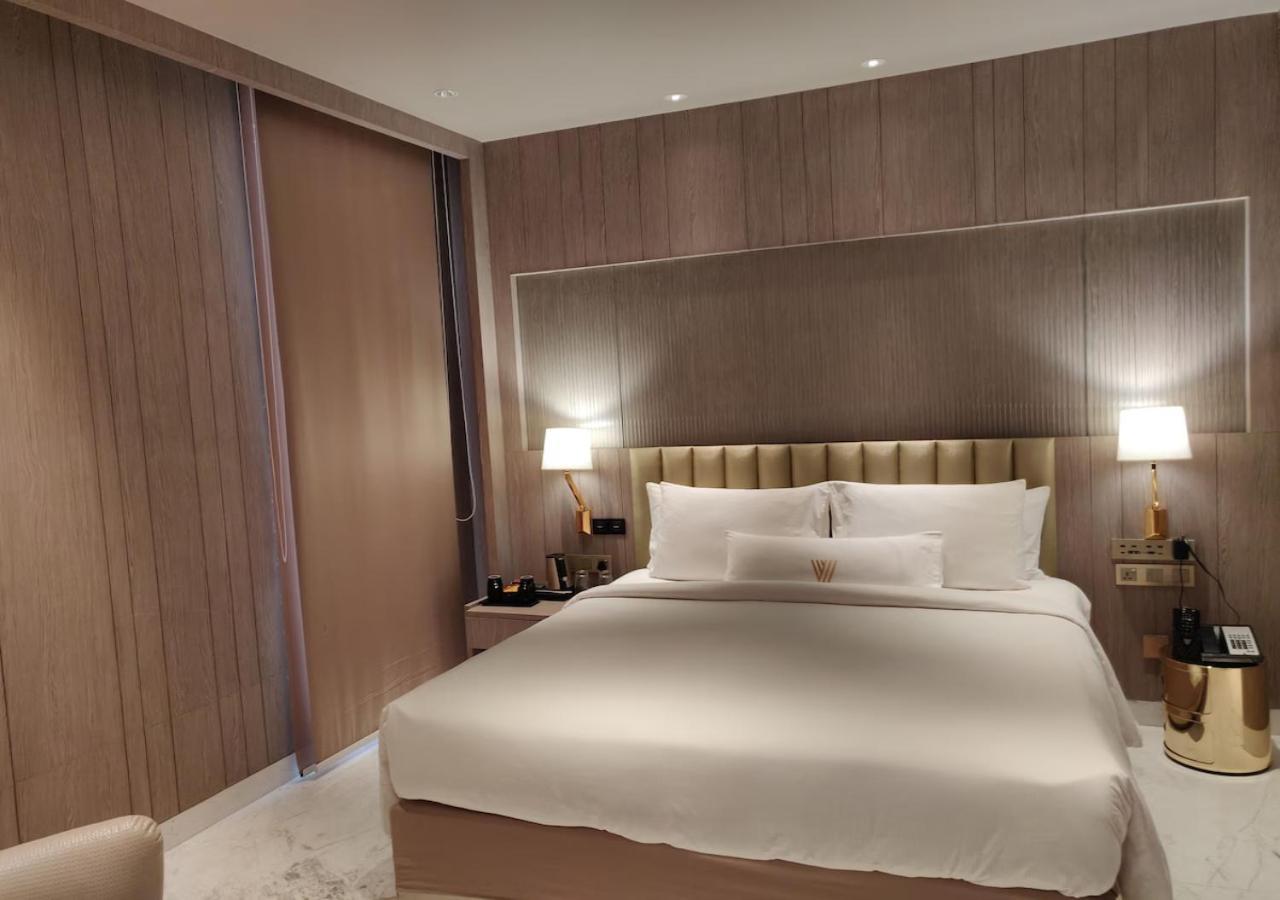Oasis Grand Near Igi Delhi Airport 4* New Delhi