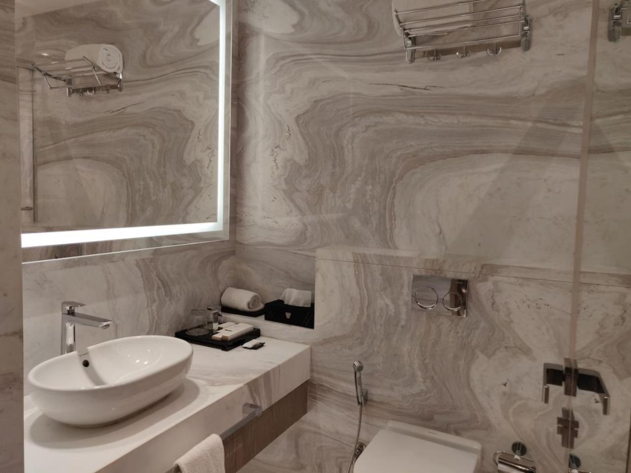 Oasis Grand Near Igi Delhi Airport Hotel New Delhi
